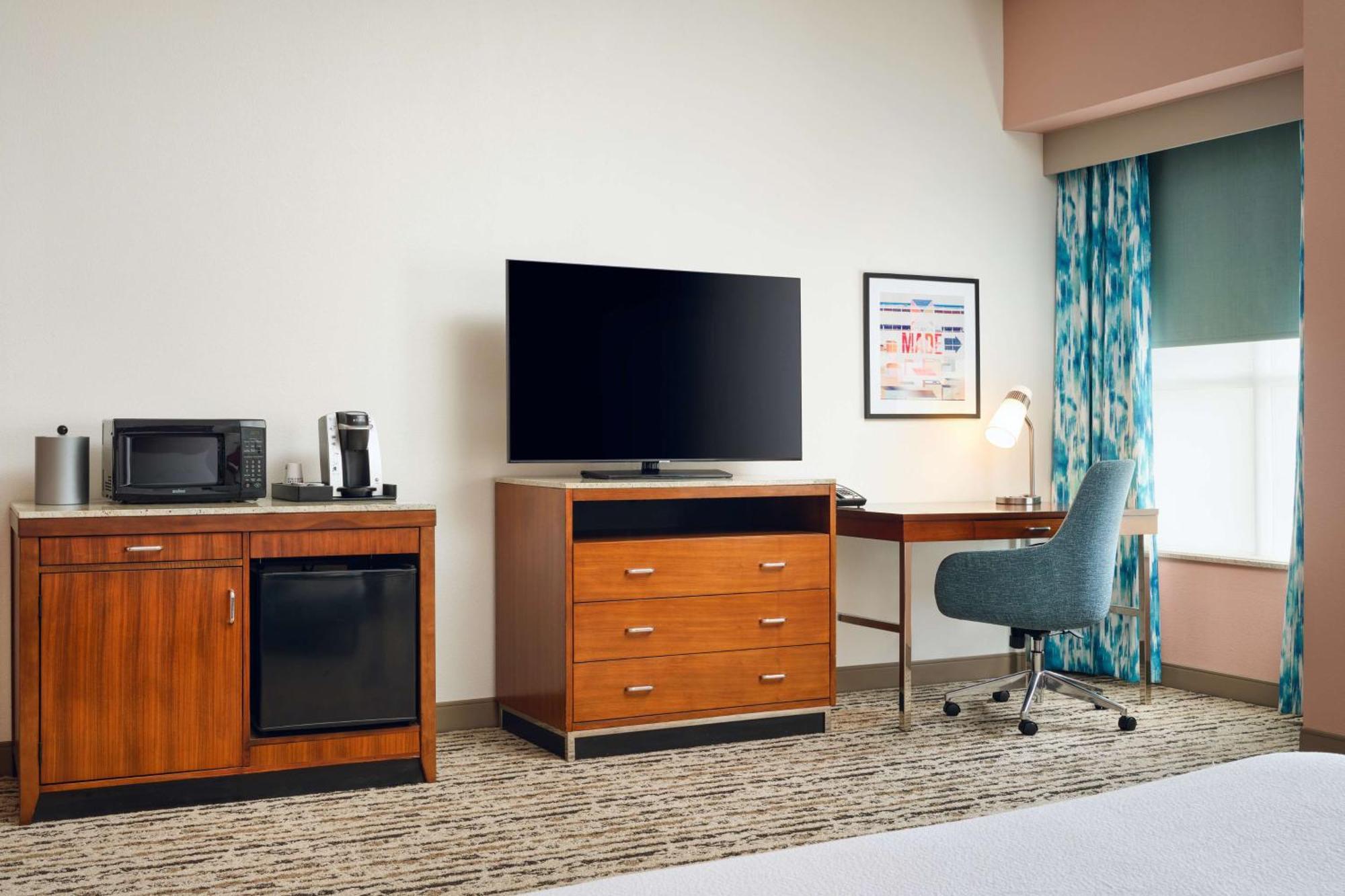 Hilton Garden Inn Atlanta Midtown Extérieur photo
